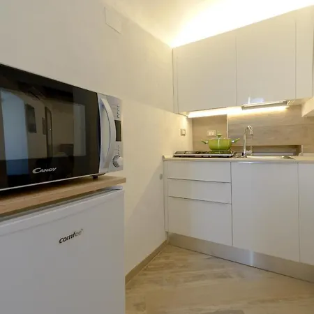 Monolocale Su Corso Vannucci 2+2 * פרוג'ה