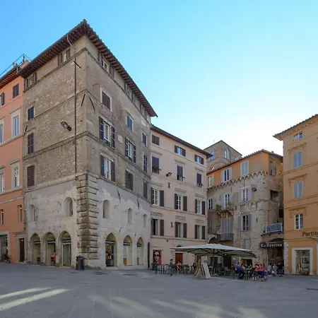 Monolocale Su Corso Vannucci 2+2 * פרוג'ה