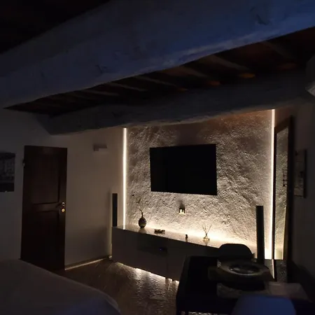 Monolocale Su Corso Vannucci 2+2 *