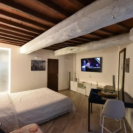 Monolocale Su Corso Vannucci 2+2 * Perúgia