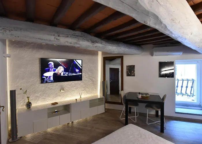 Monolocale Su Corso Vannucci 2+2 * Perugia